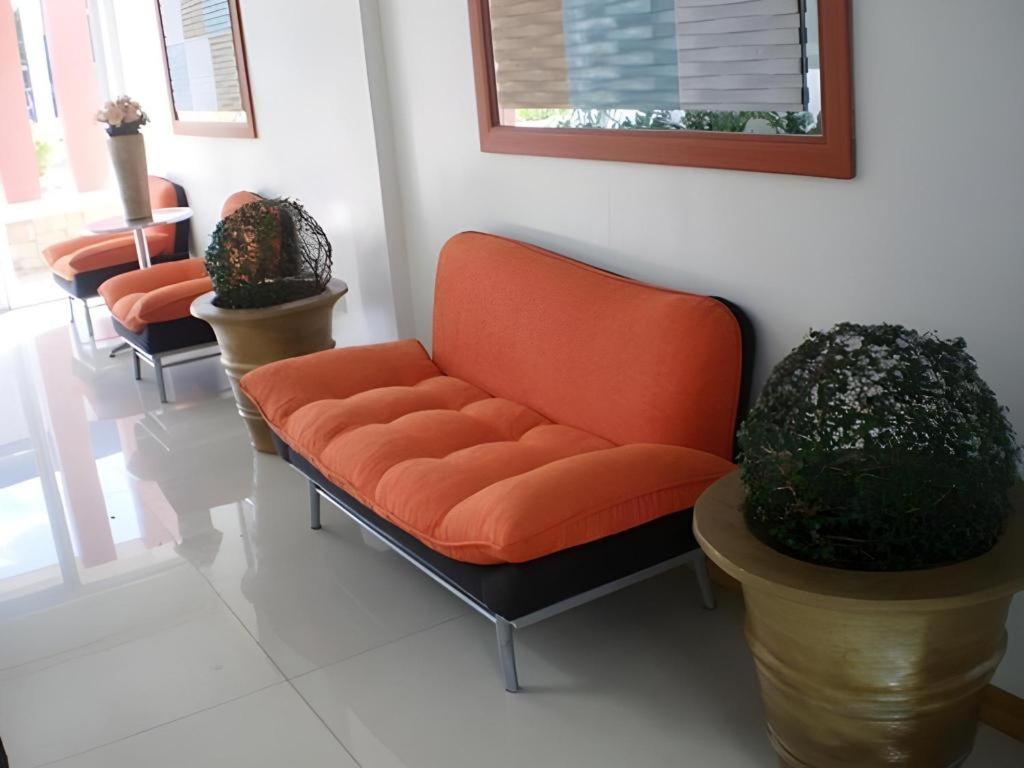 Nabua Regal Plaza Hotel מראה חיצוני תמונה